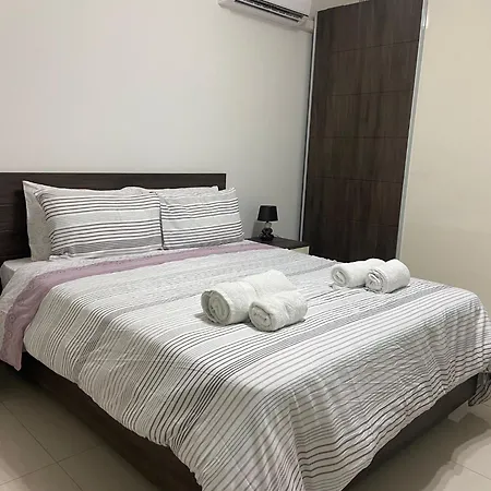 Apartman Stjulians Juel San Ġiljan