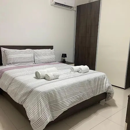 Stjulians Juel * Saint Julian's